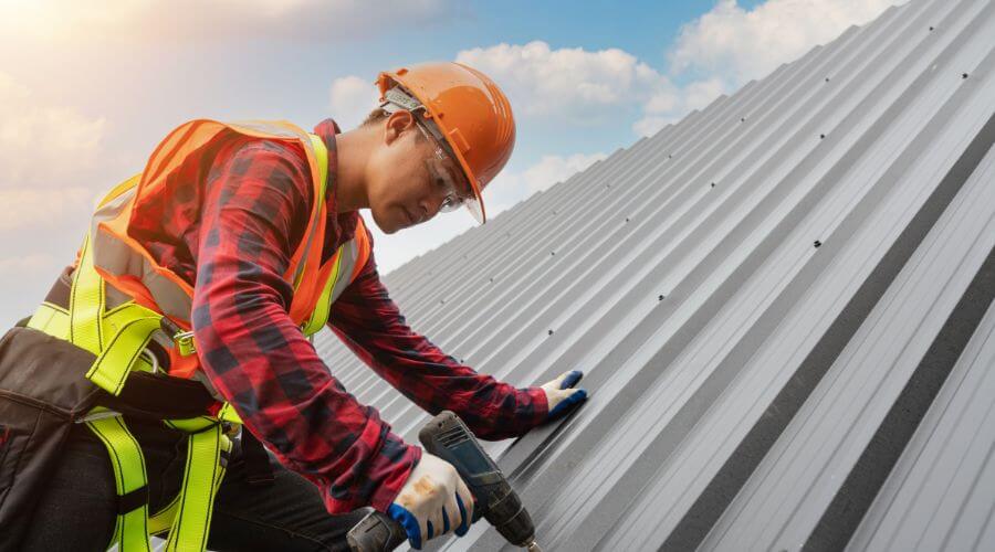Expert flood damage restoration services in Ambia, IN